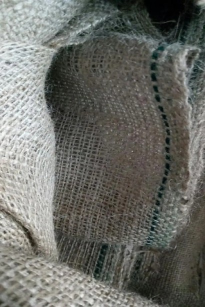 Мішковина джутова, щільність 200 г / 1 м.кв.  1м/п (1м.кв.)